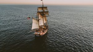 Old tall ship sailing vessel "Hawaiian Chieftain"